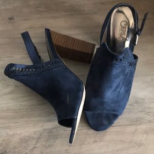 Carlos Santana Lindey Blue Suede Heels Sz 7